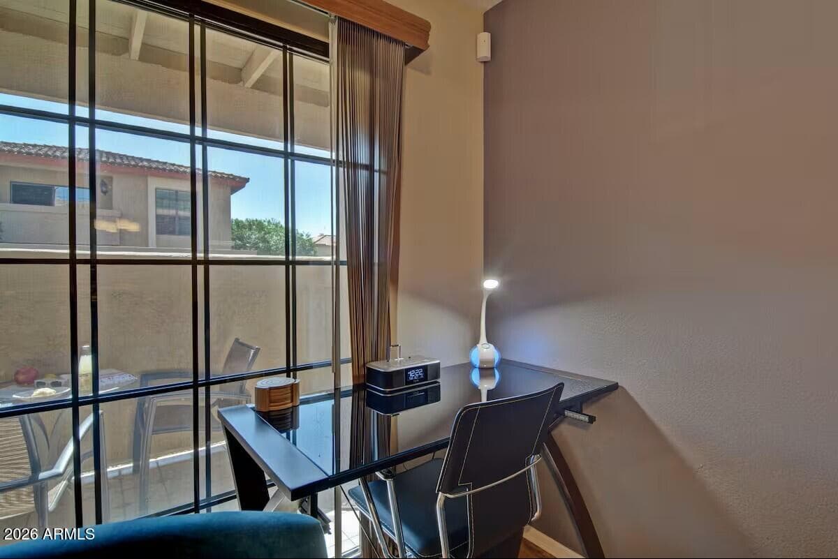 10410 N CAVE CREEK Road 1071, Phoenix, AZ 85020 — photo 8 of 43