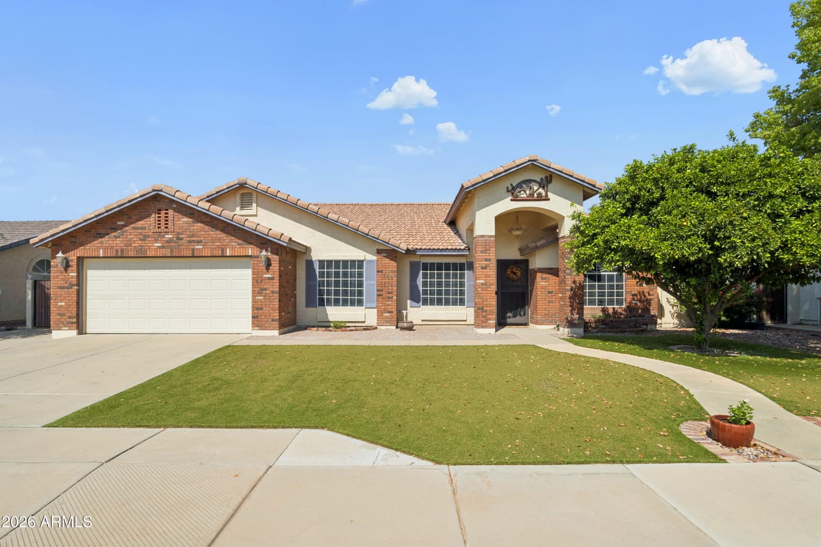 4248 S EMERY, Mesa, AZ 85212 — photo 1 of 40