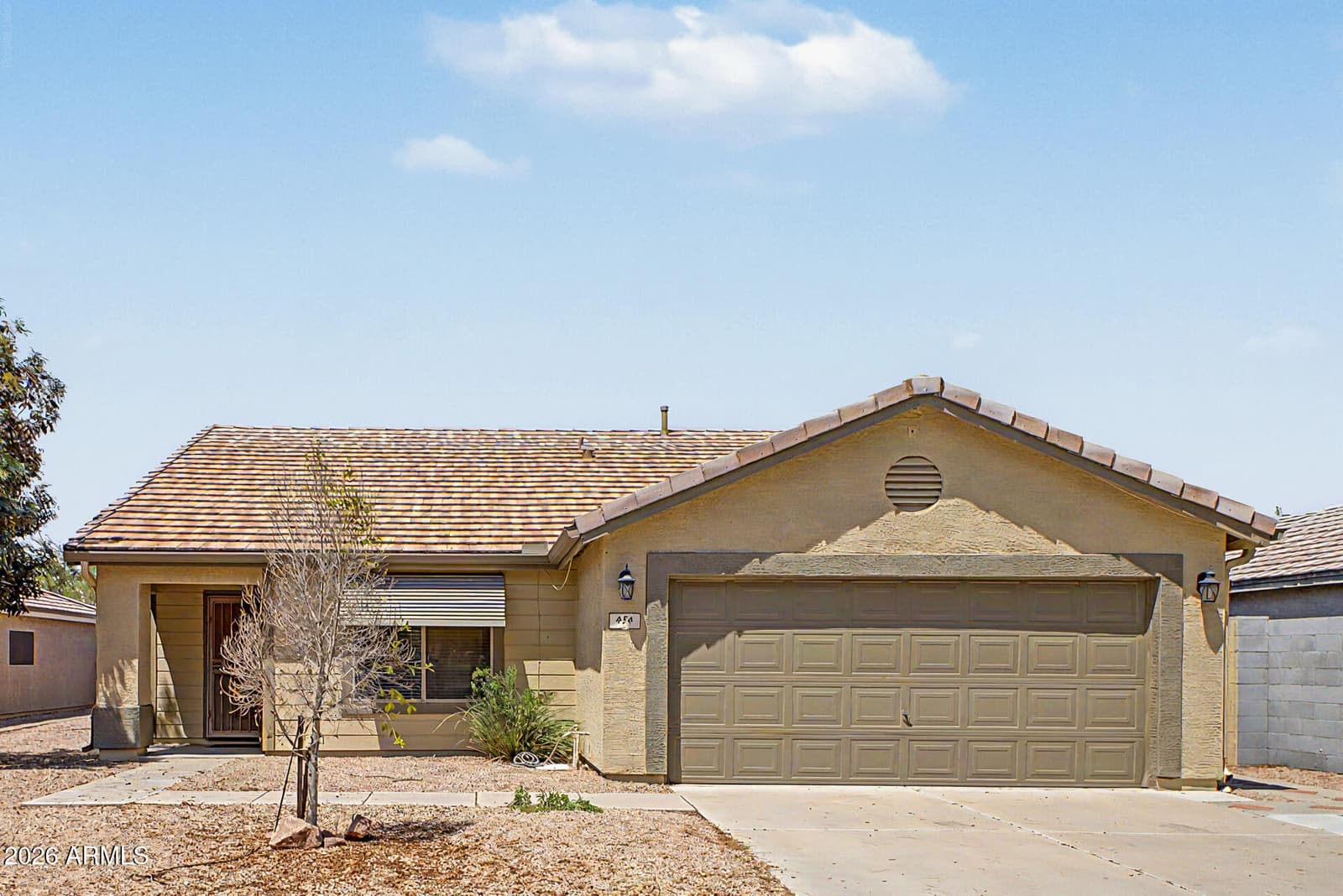 454 W COTTON Lane, Gilbert, AZ 85233 — photo 4 of 26