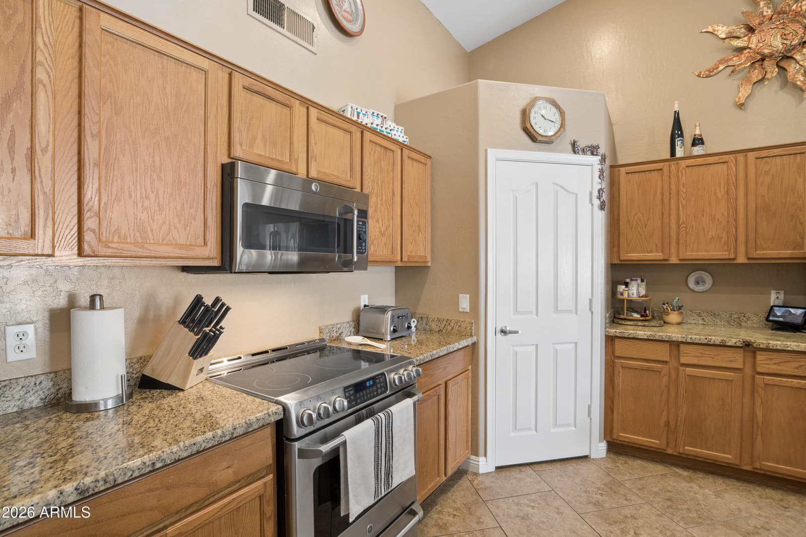 4248 S EMERY, Mesa, AZ 85212 — photo 8 of 40