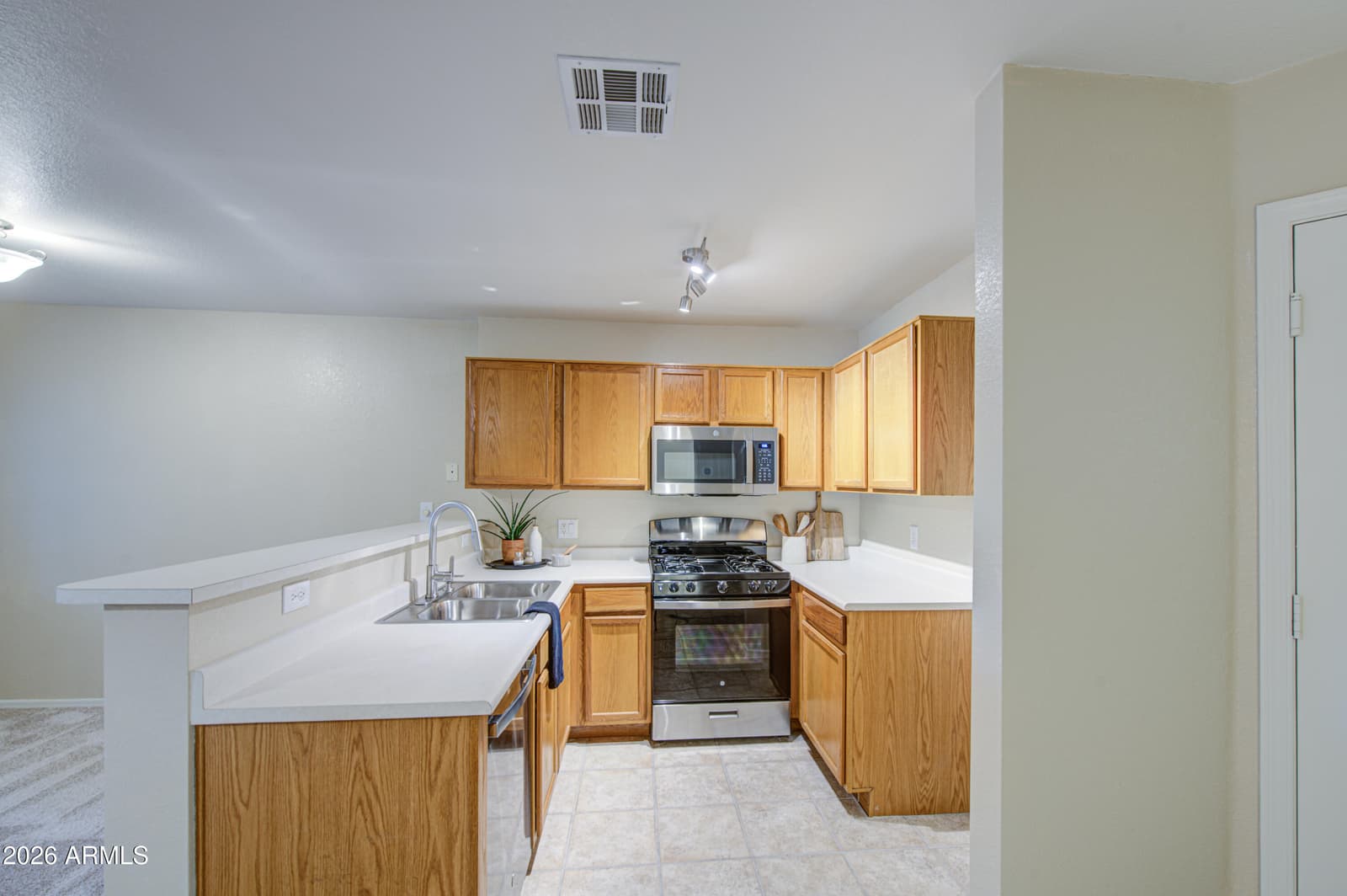 125 S 56TH Street 132, Mesa, AZ 85206 — photo 4 of 27