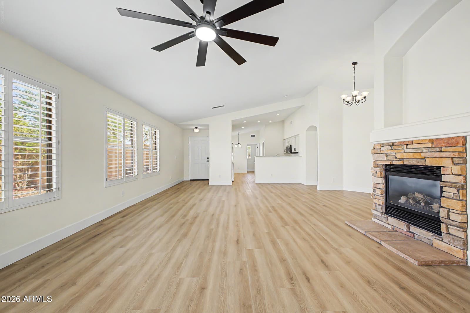 10376 W TONOPAH Drive, Peoria, AZ 85382 — photo 25 of 54