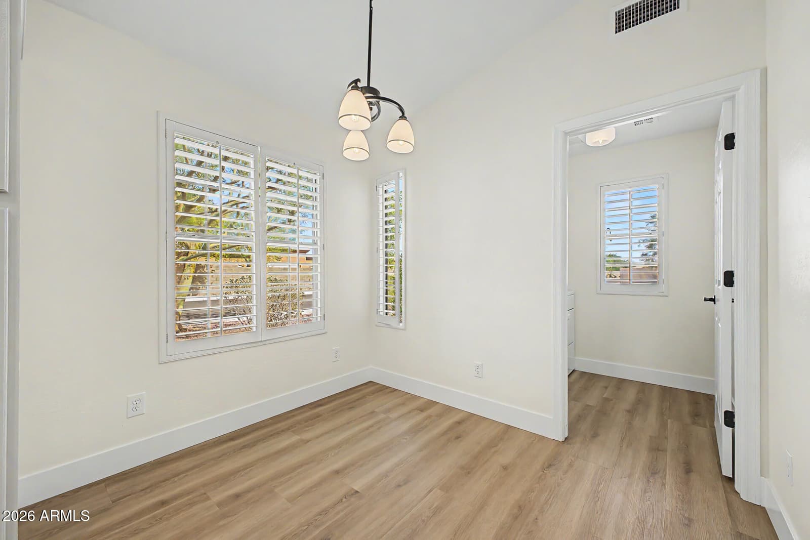 10376 W TONOPAH Drive, Peoria, AZ 85382 — photo 8 of 54