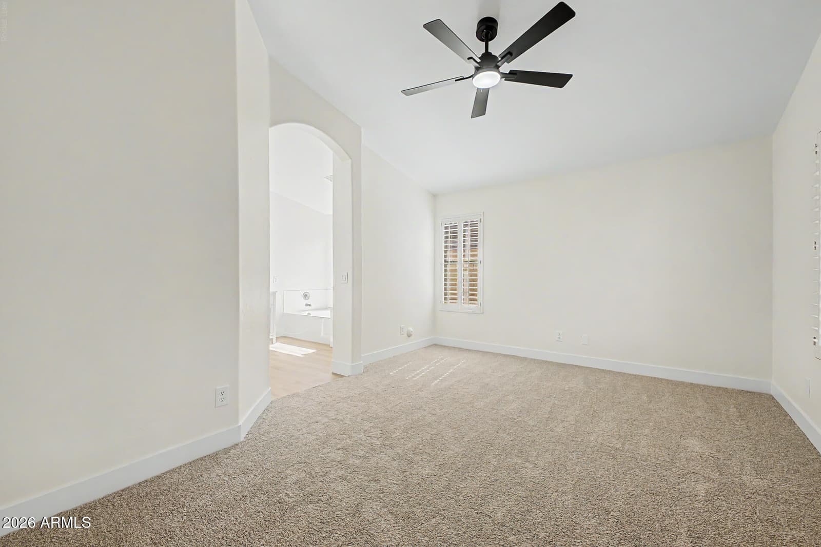 10376 W TONOPAH Drive, Peoria, AZ 85382 — photo 11 of 54