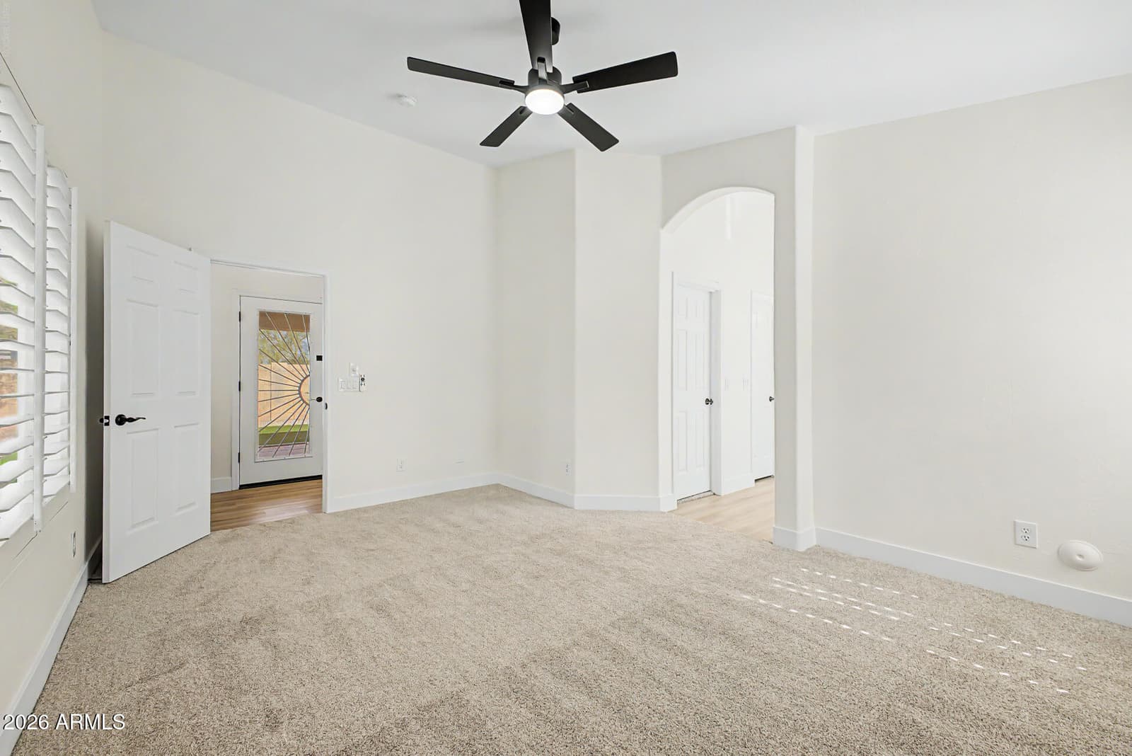 10376 W TONOPAH Drive, Peoria, AZ 85382 — photo 14 of 54