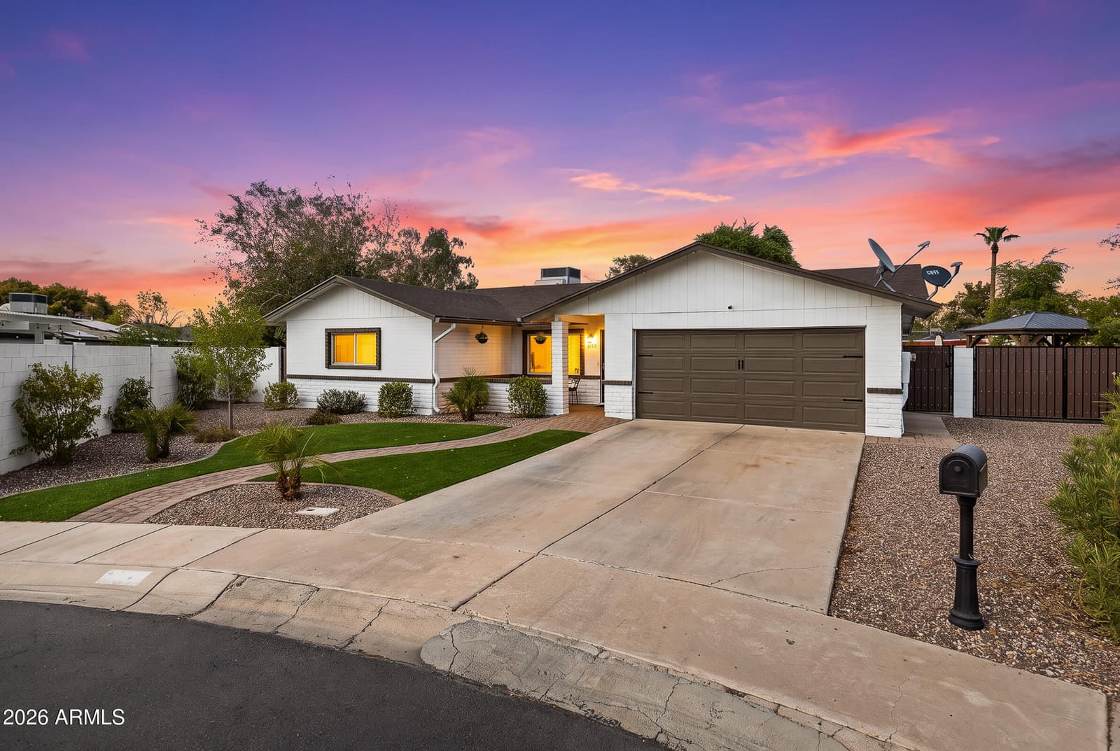 253 S MONTEREY Street, Gilbert, AZ 85233 — photo 1 of 51