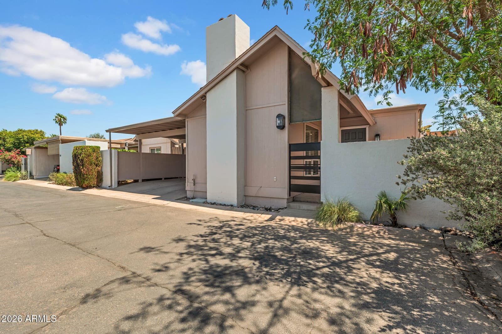 6625 N Majorca Way W, Phoenix, AZ 85014 — photo 1 of 22