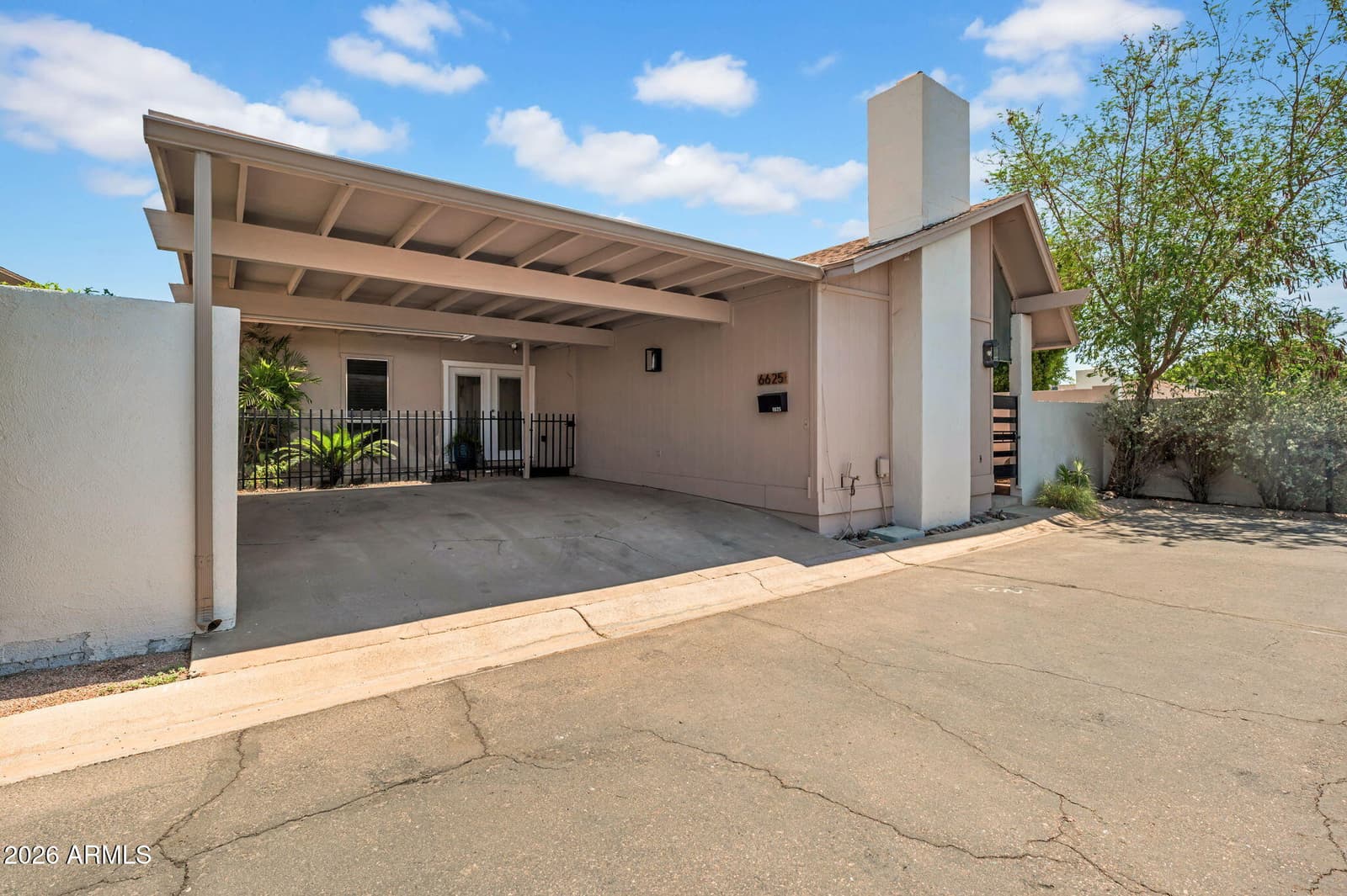 6625 N Majorca Way W, Phoenix, AZ 85014 — photo 2 of 22