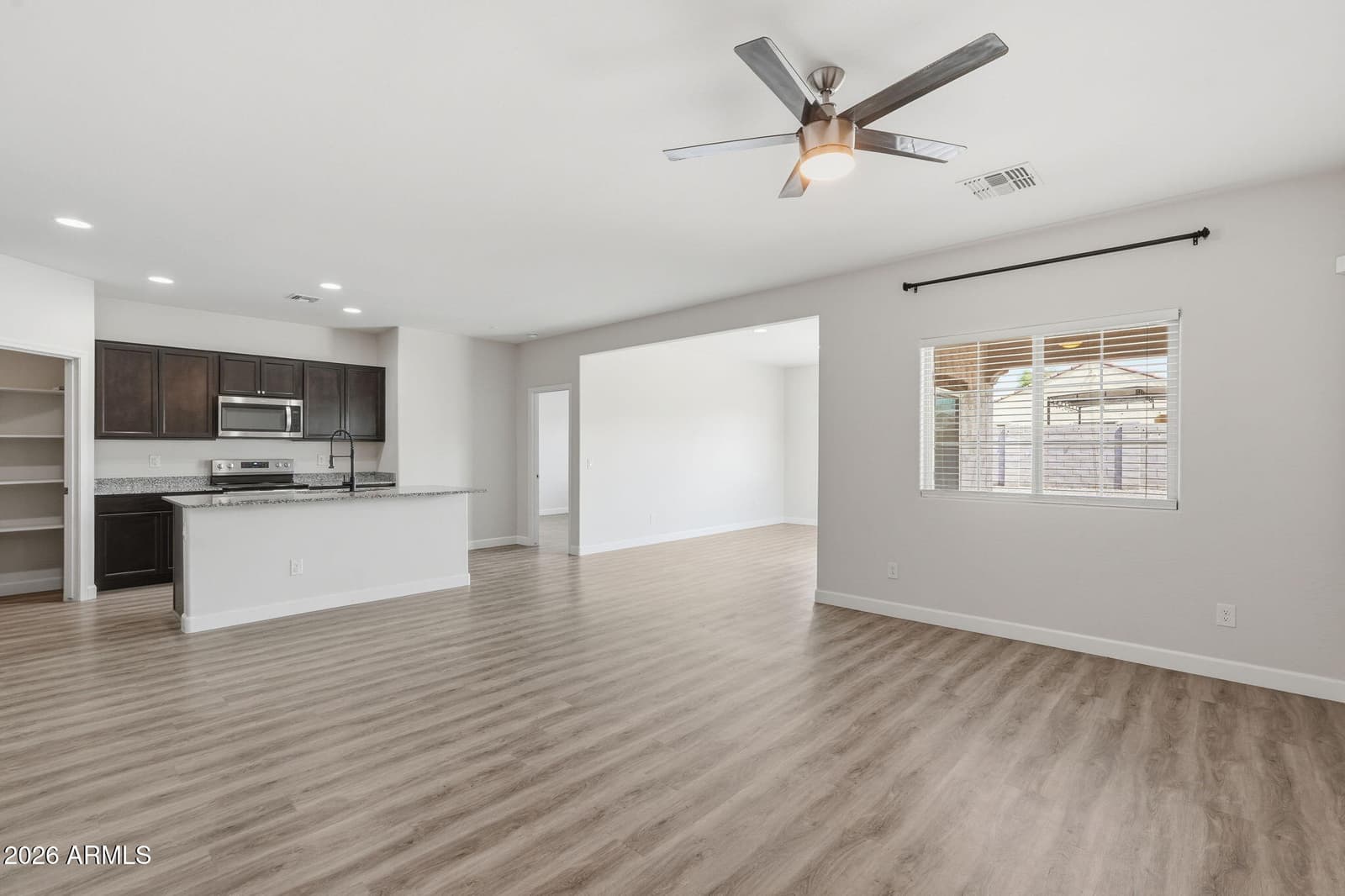 11204 W MOBILE Lane, Tolleson, AZ 85353 — photo 4 of 26