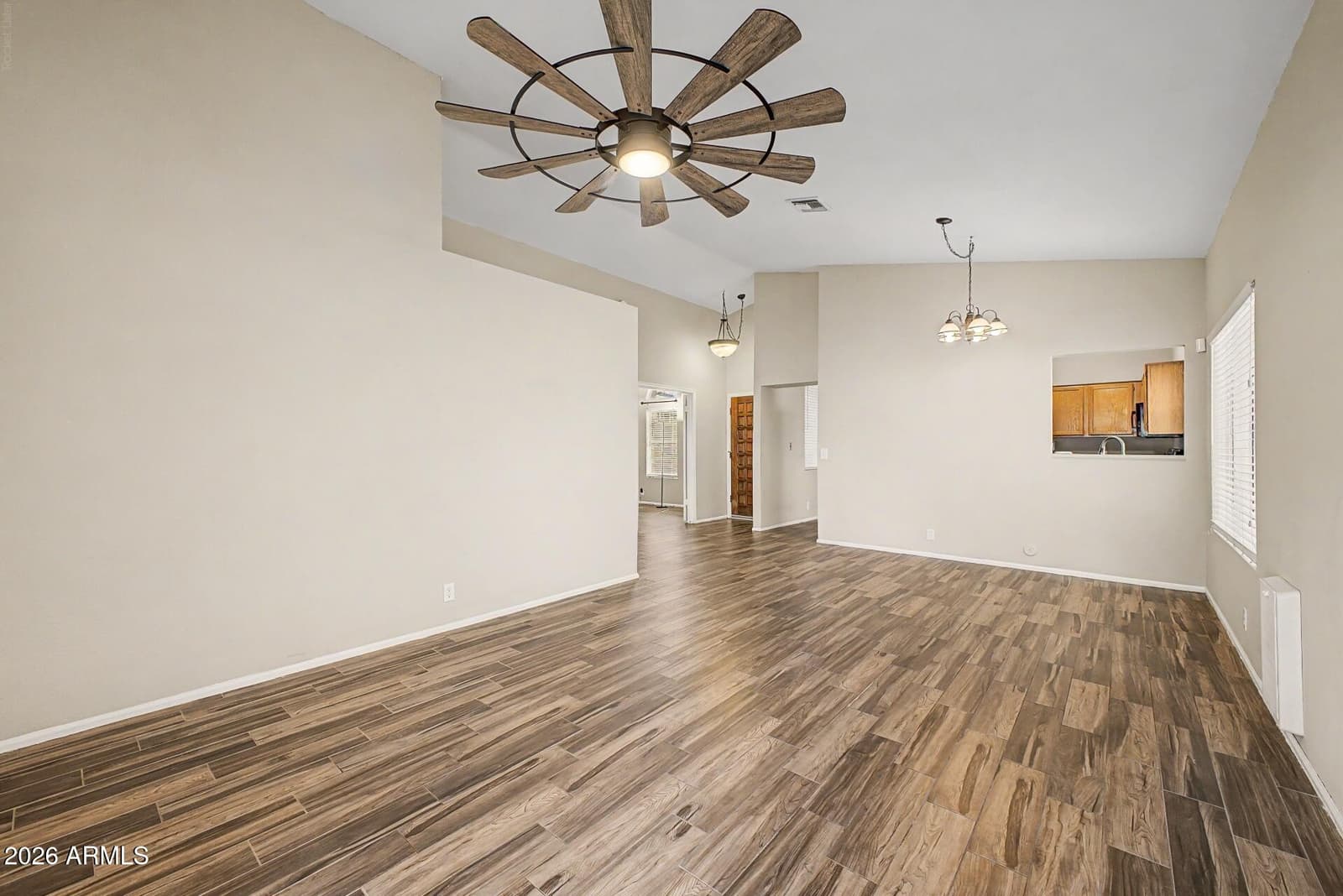19407 N 77TH Avenue, Glendale, AZ 85308 — photo 3 of 16