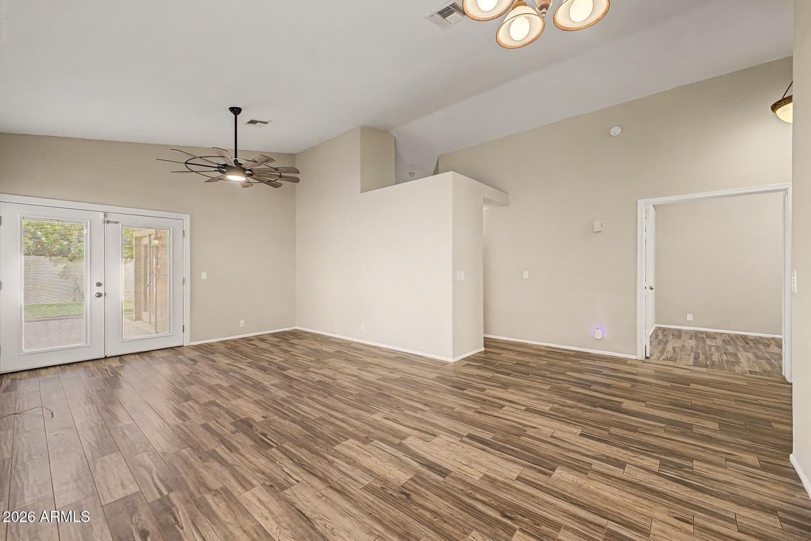 19407 N 77TH Avenue, Glendale, AZ 85308 — photo 4 of 16