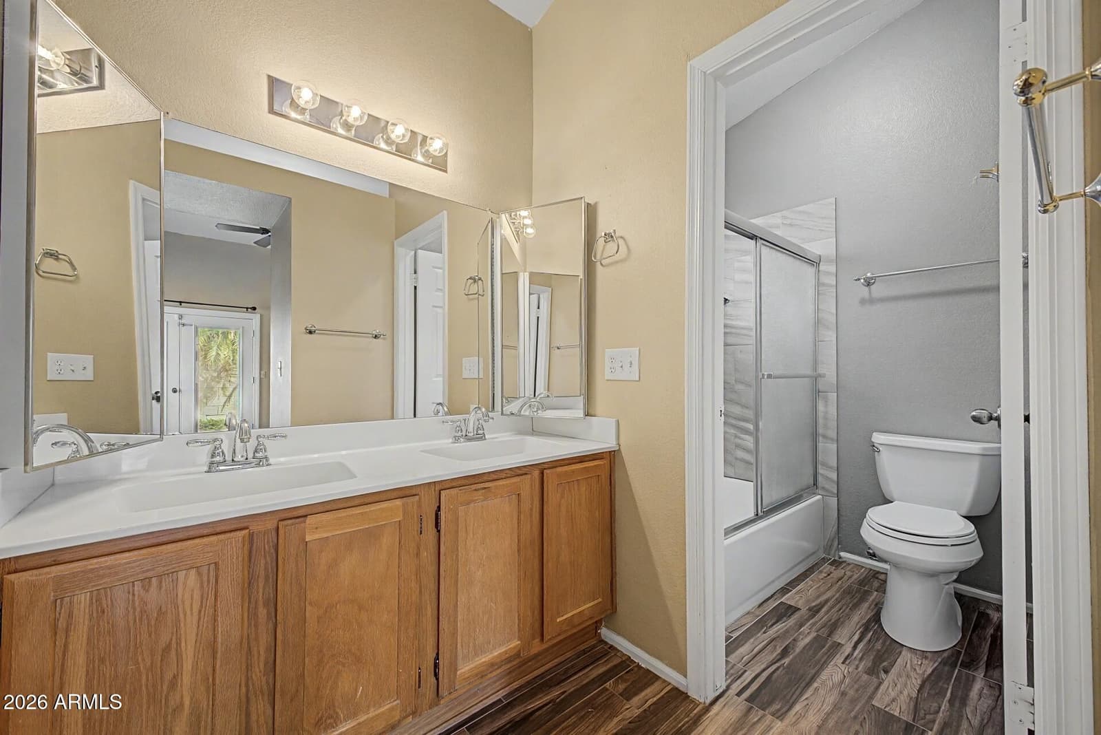 19407 N 77TH Avenue, Glendale, AZ 85308 — photo 10 of 16