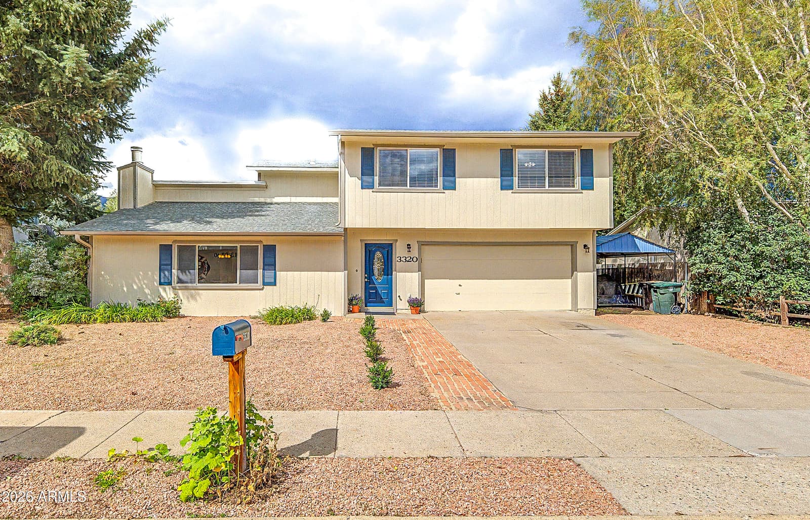3320 W Wilson Drive, Flagstaff, AZ 86001 — photo 1 of 41