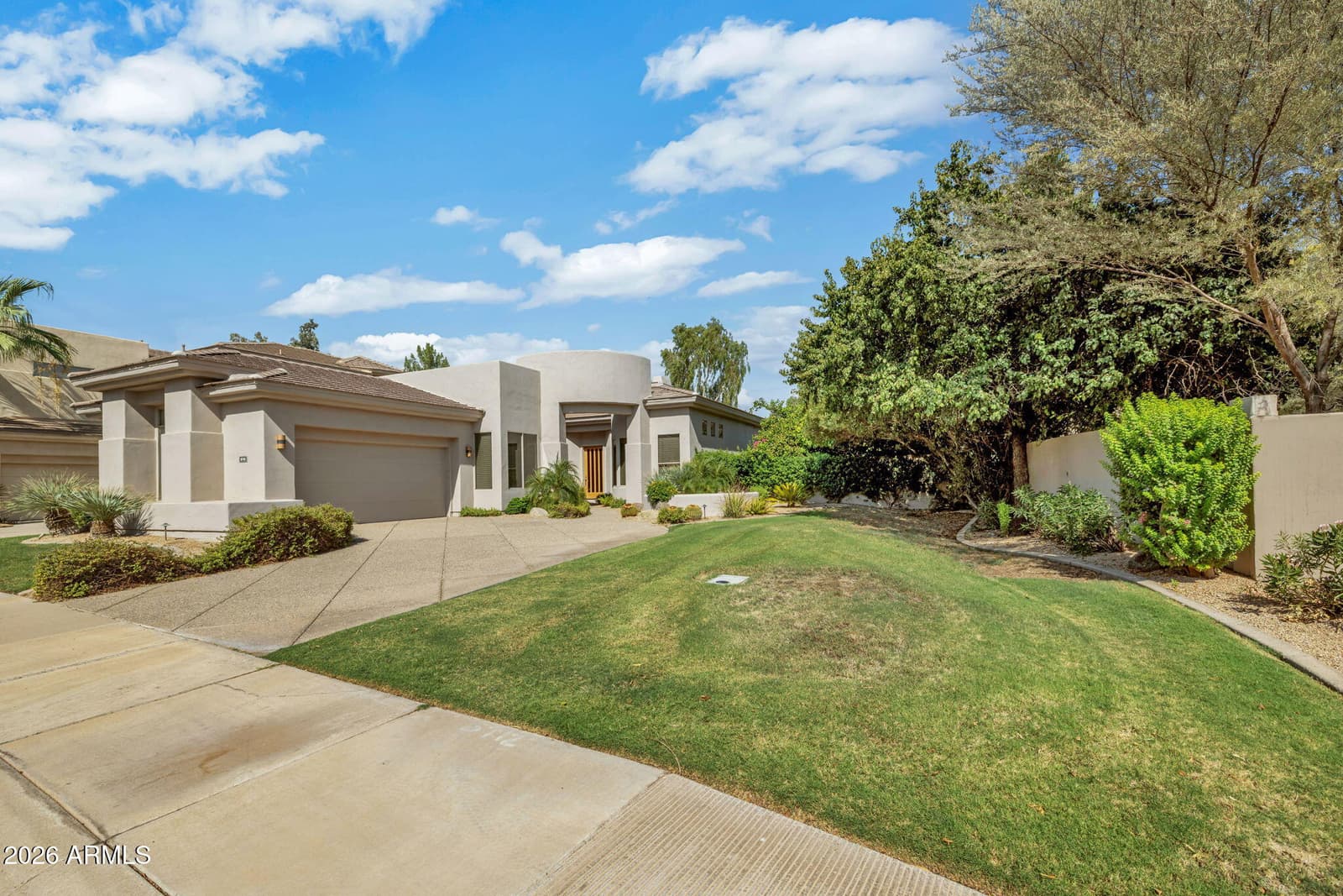 8745 N 73RD Way, Scottsdale, AZ 85258 — photo 3 of 72