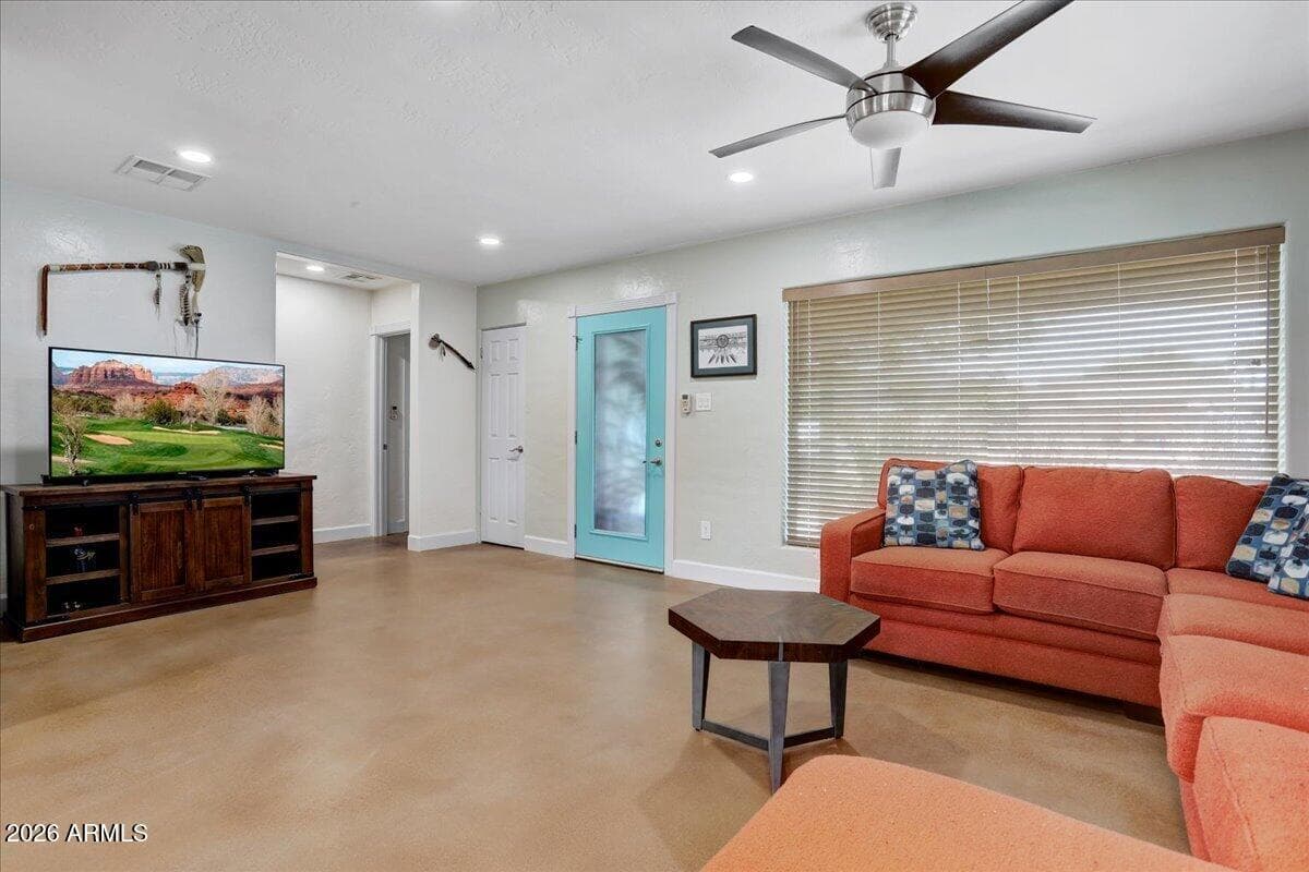 7010 N 11TH Place, Phoenix, AZ 85020 — photo 3 of 15