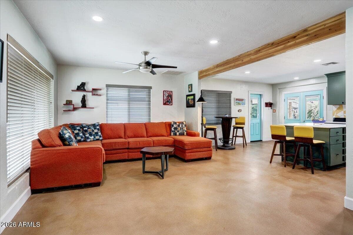 7010 N 11TH Place, Phoenix, AZ 85020 — photo 4 of 15