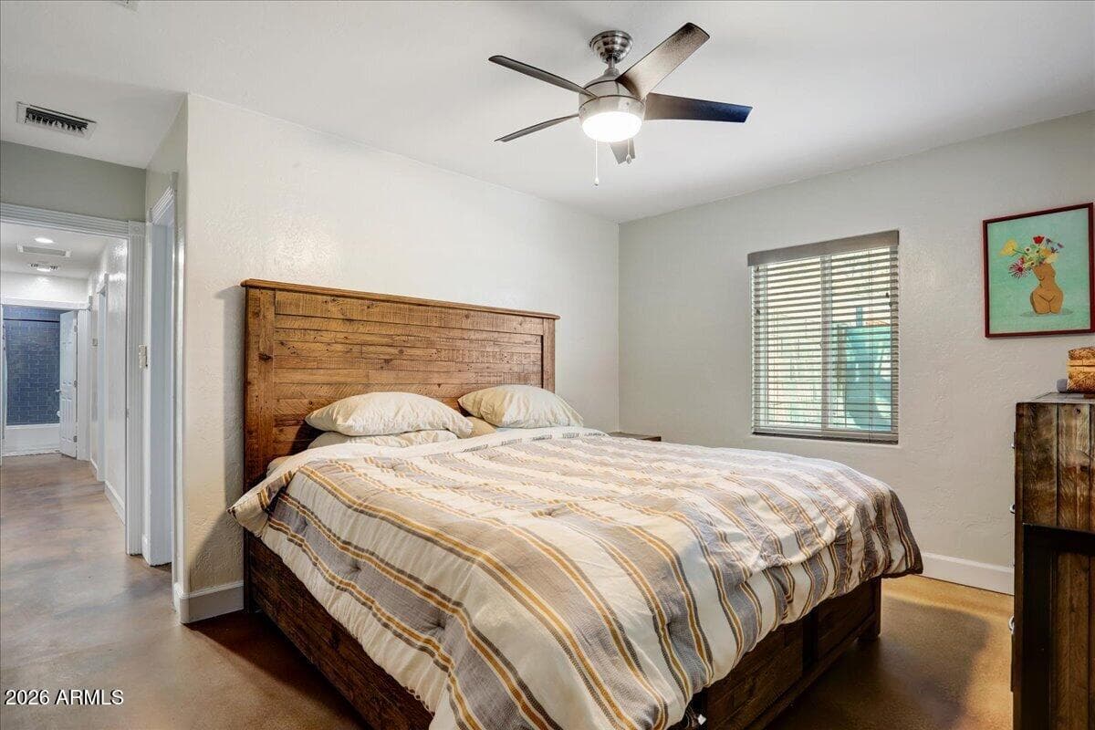 7010 N 11TH Place, Phoenix, AZ 85020 — photo 8 of 15
