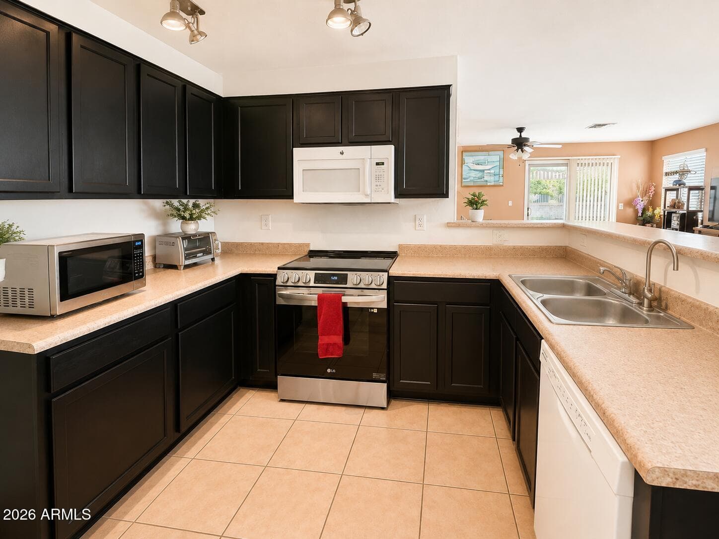 2430 S 159TH Lane, Goodyear, AZ 85338 — photo 5 of 12