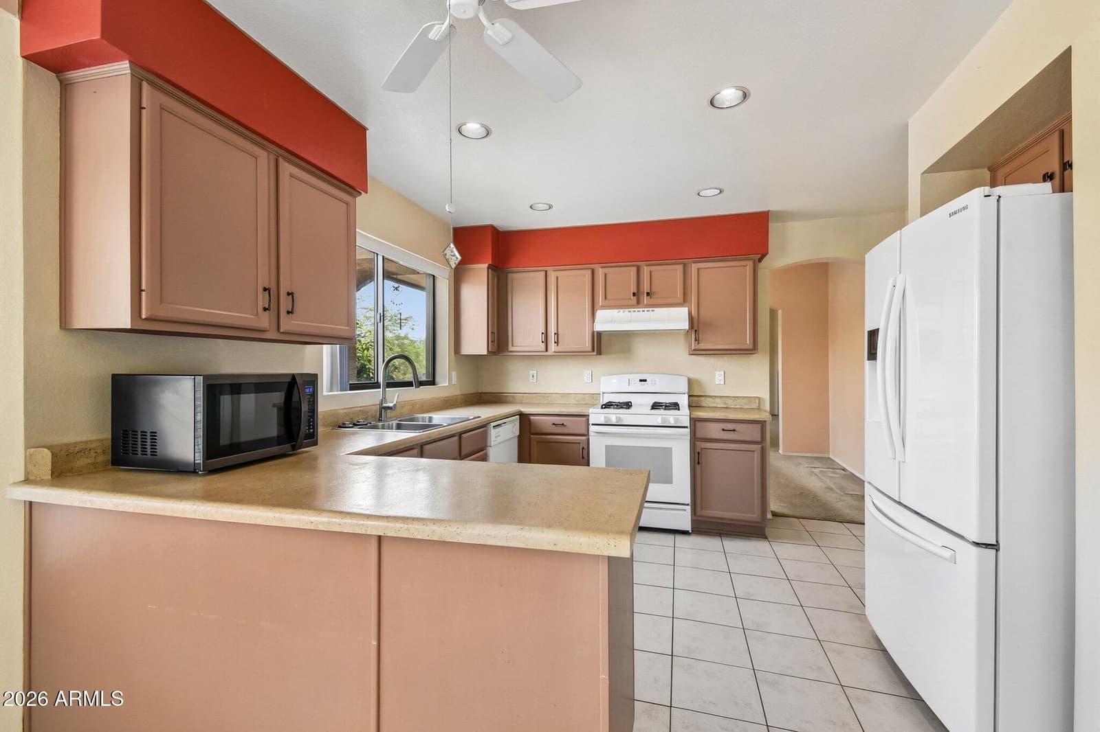 35942 N 10TH Street, Phoenix, AZ 85086 — photo 12 of 54