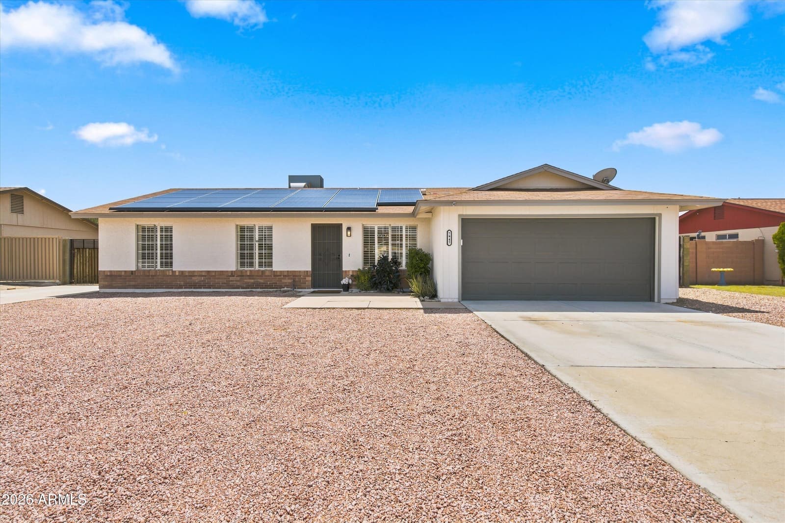 7945 W GREER Avenue, Peoria, AZ 85345 — photo 2 of 37