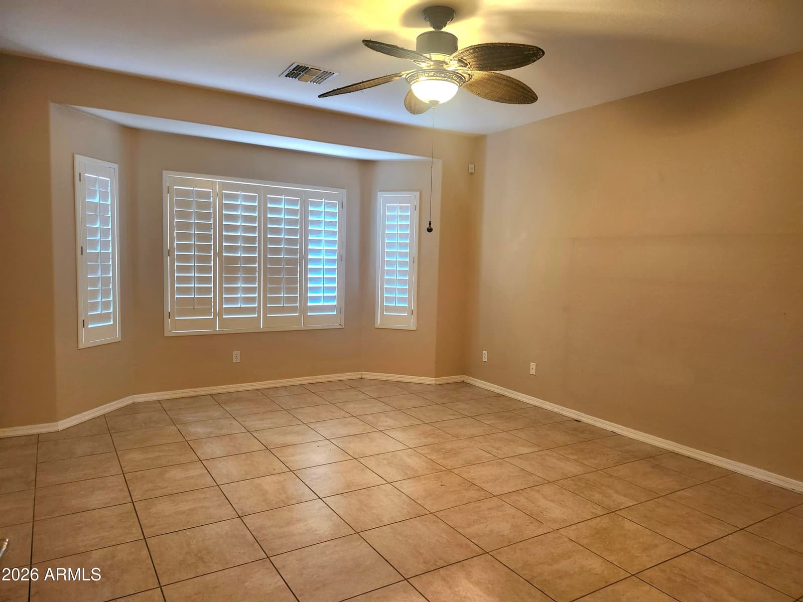 5205 W MOLLY Lane, Phoenix, AZ 85083 — photo 10 of 24