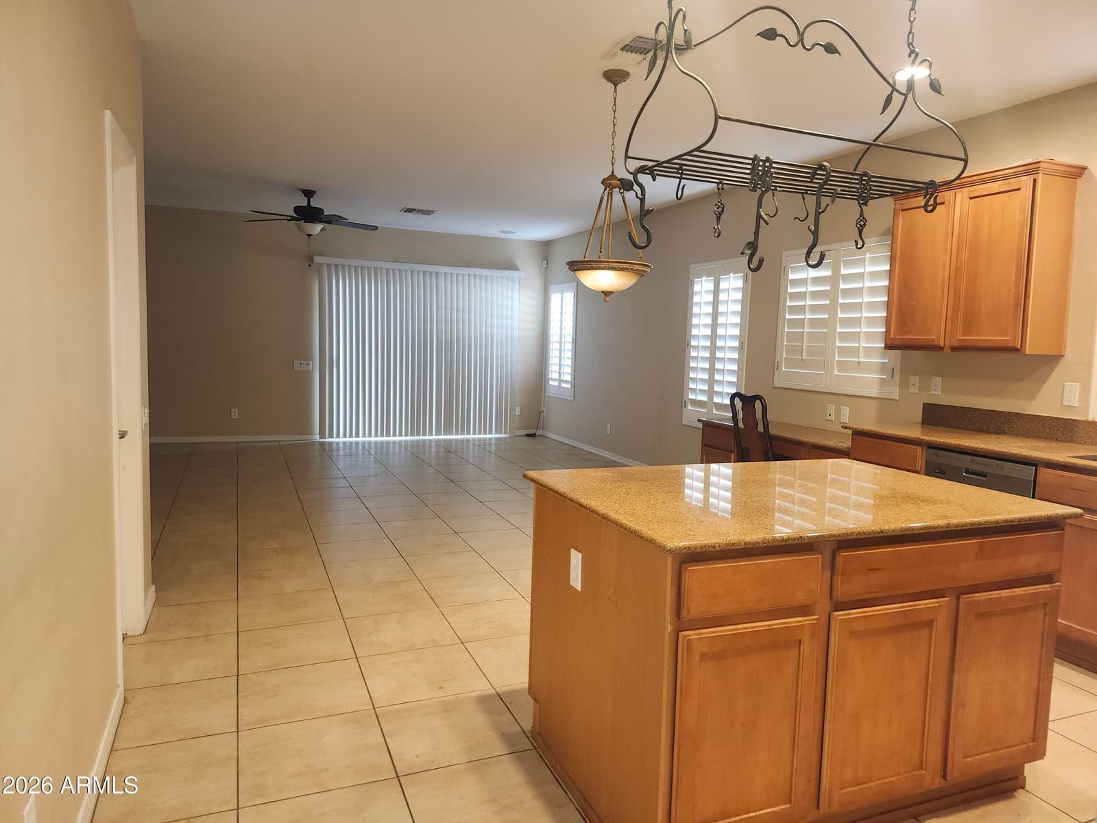 5205 W MOLLY Lane, Phoenix, AZ 85083 — photo 6 of 24
