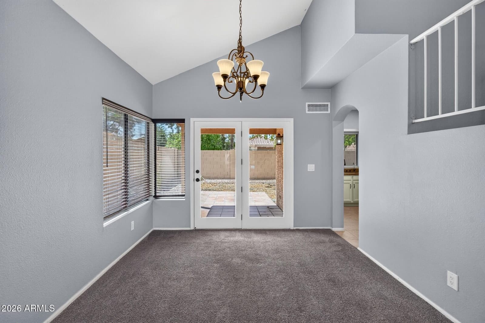 39 E LA VIEVE Lane, Tempe, AZ 85284 — photo 8 of 48