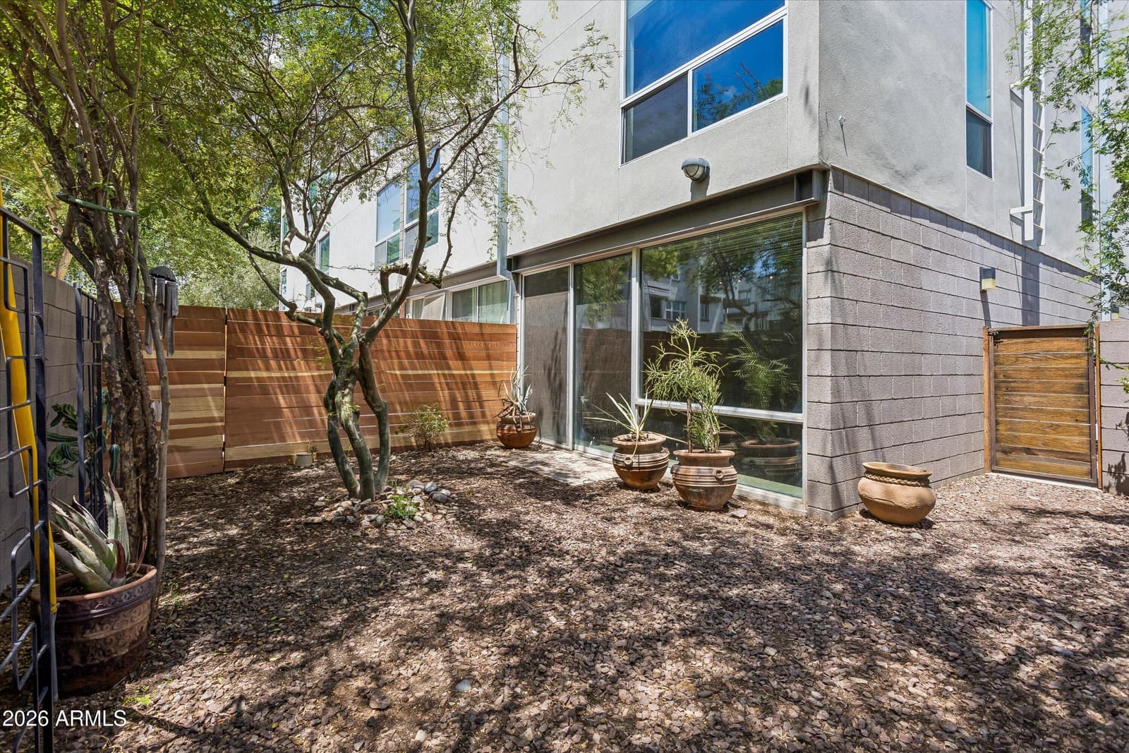 727 E PORTLAND Street 33, Phoenix, AZ 85006 — photo 3 of 30