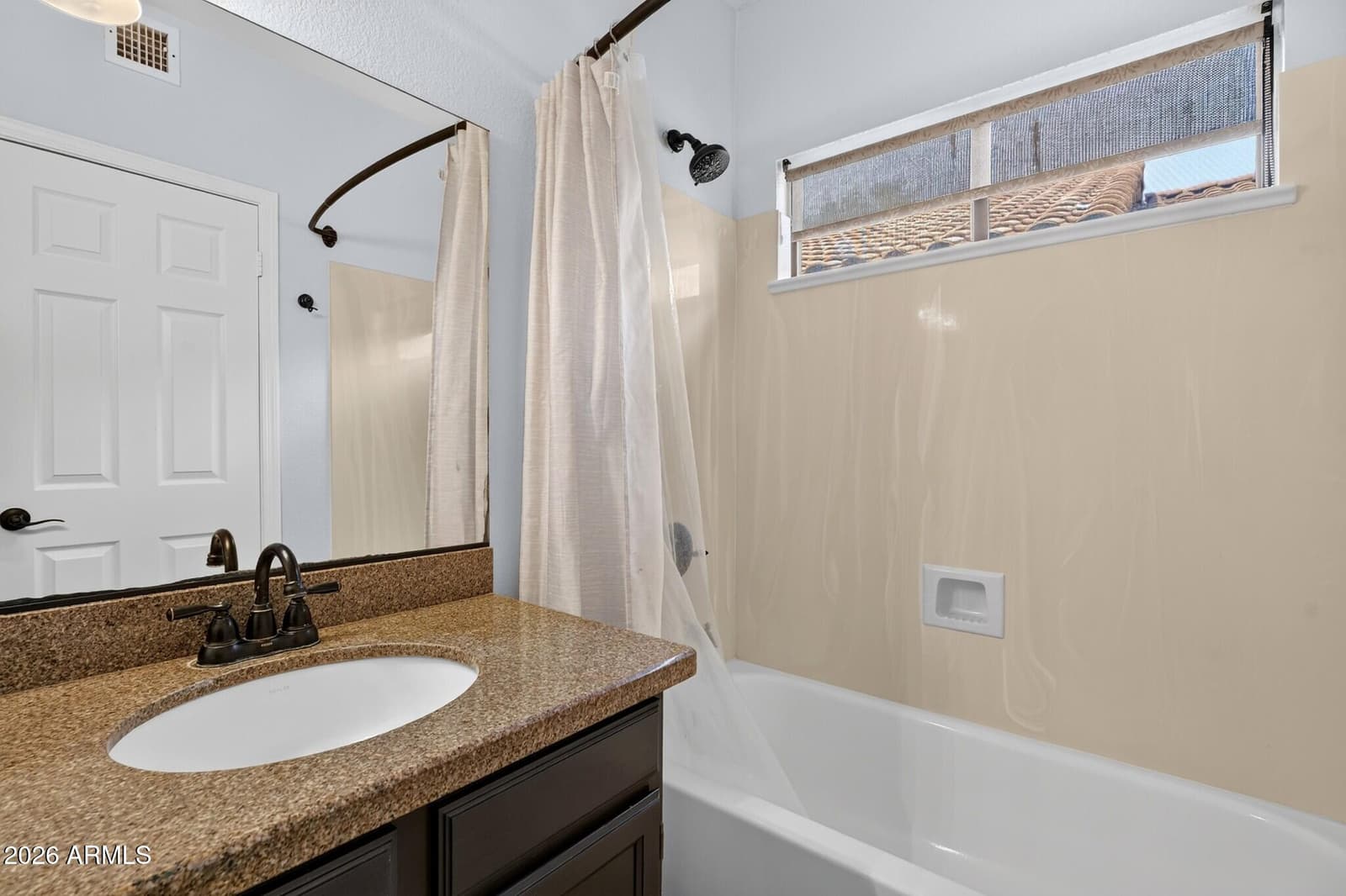 39 E LA VIEVE Lane, Tempe, AZ 85284 — photo 23 of 48