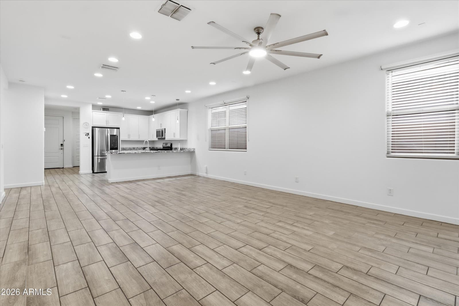 2544 W Hidalgo Avenue, Phoenix, AZ 85041 — photo 5 of 24