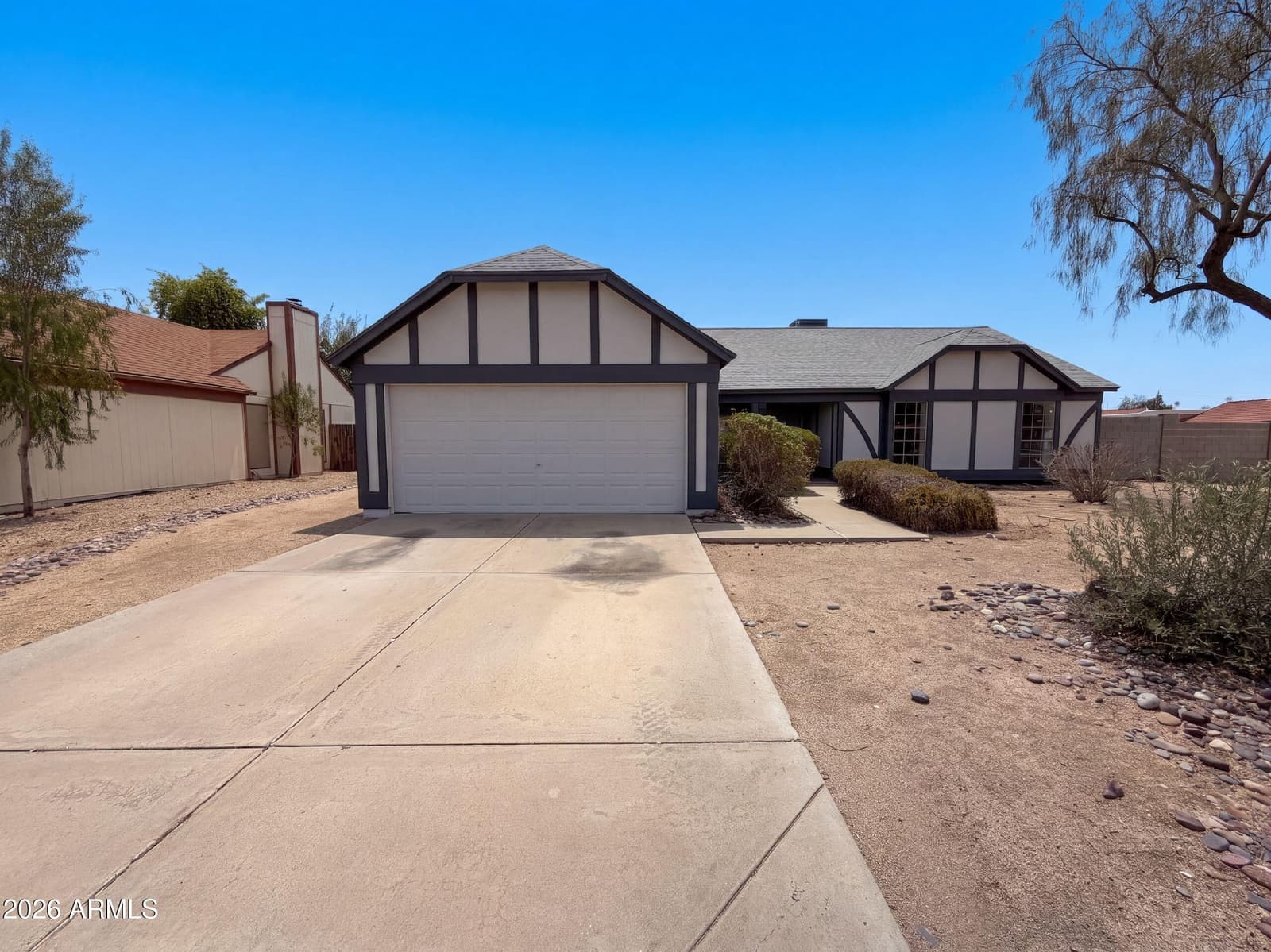 615 W MONTOYA Lane, Phoenix, AZ 85027 — photo 24 of 28