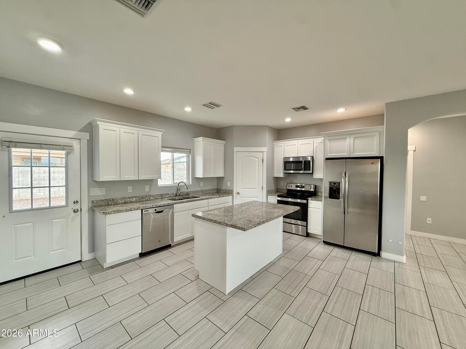 1826 N Porter Lane, Thatcher, AZ 85552 — photo 1 of 24