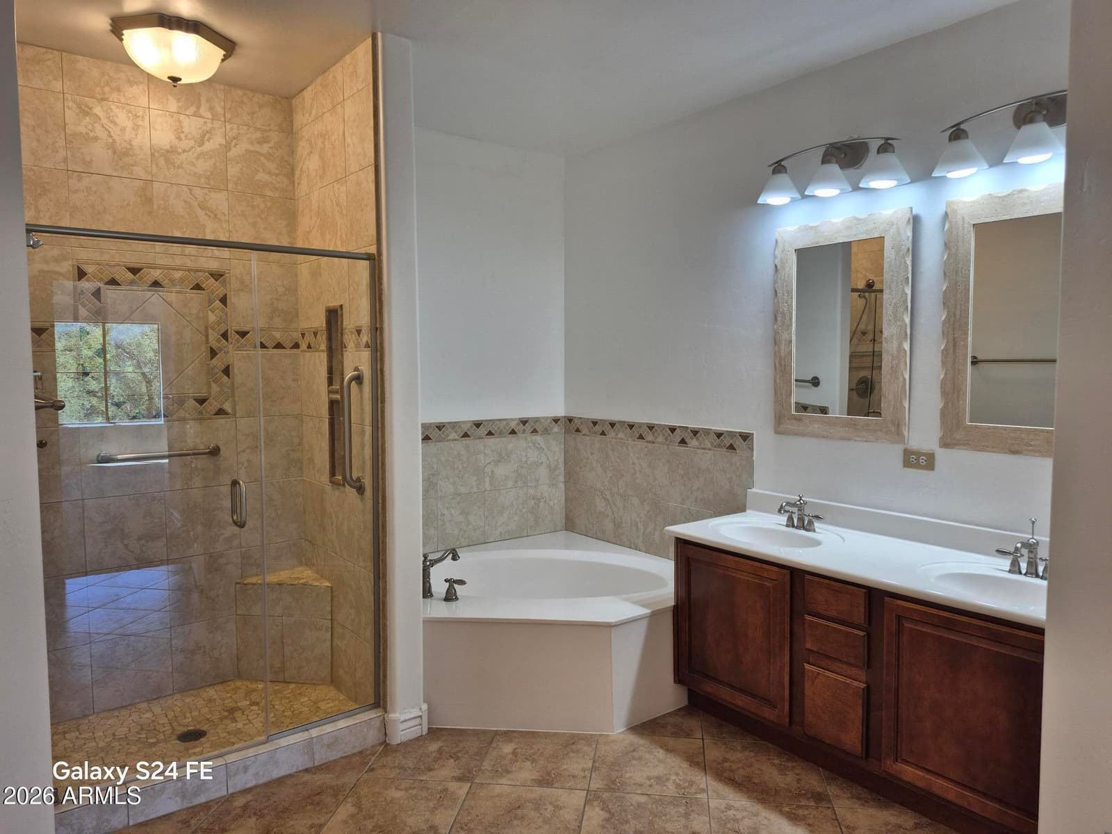 5450 E DEER VALLEY Drive 3010, Phoenix, AZ 85054 — photo 3 of 29