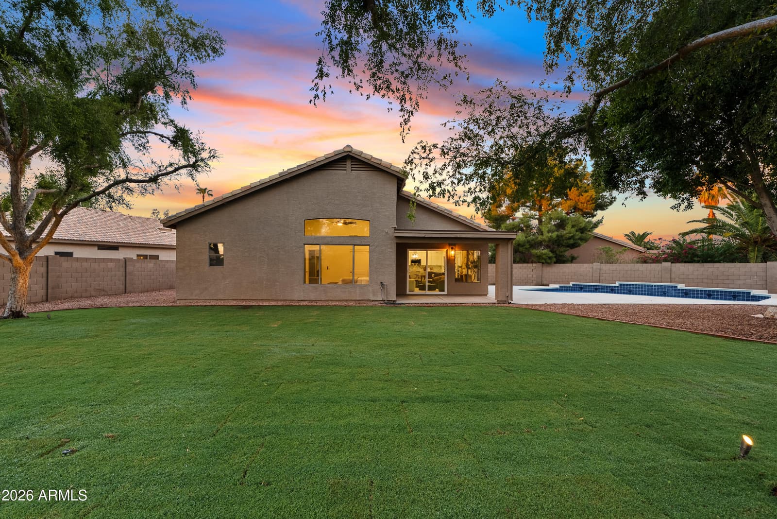 1511 E SUNRISE Way, Gilbert, AZ 85296 — photo 5 of 58