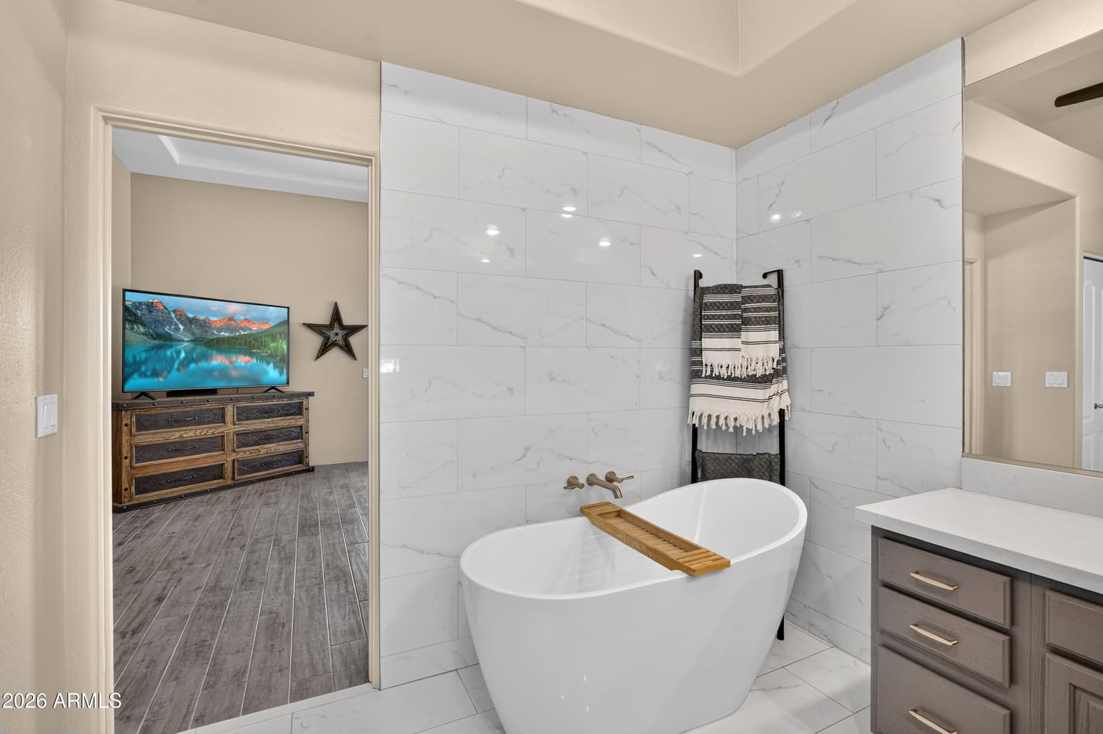 141 E Cloud Road, Phoenix, AZ 85086 — photo 44 of 96
