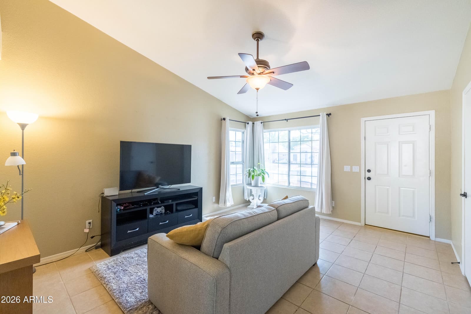 22527 N 74TH Avenue, Glendale, AZ 85310 — photo 10 of 29