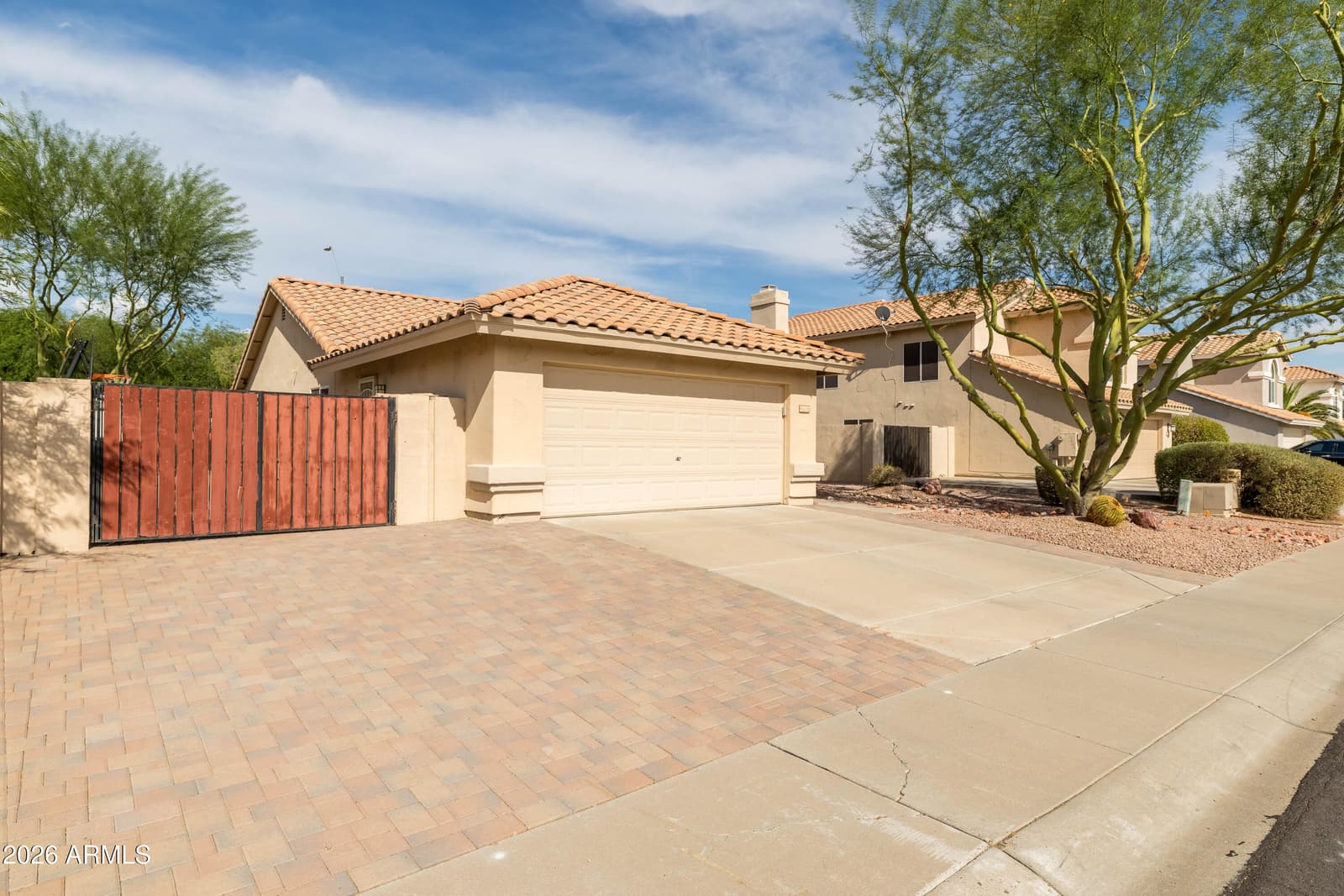 22527 N 74TH Avenue, Glendale, AZ 85310 — photo 2 of 29