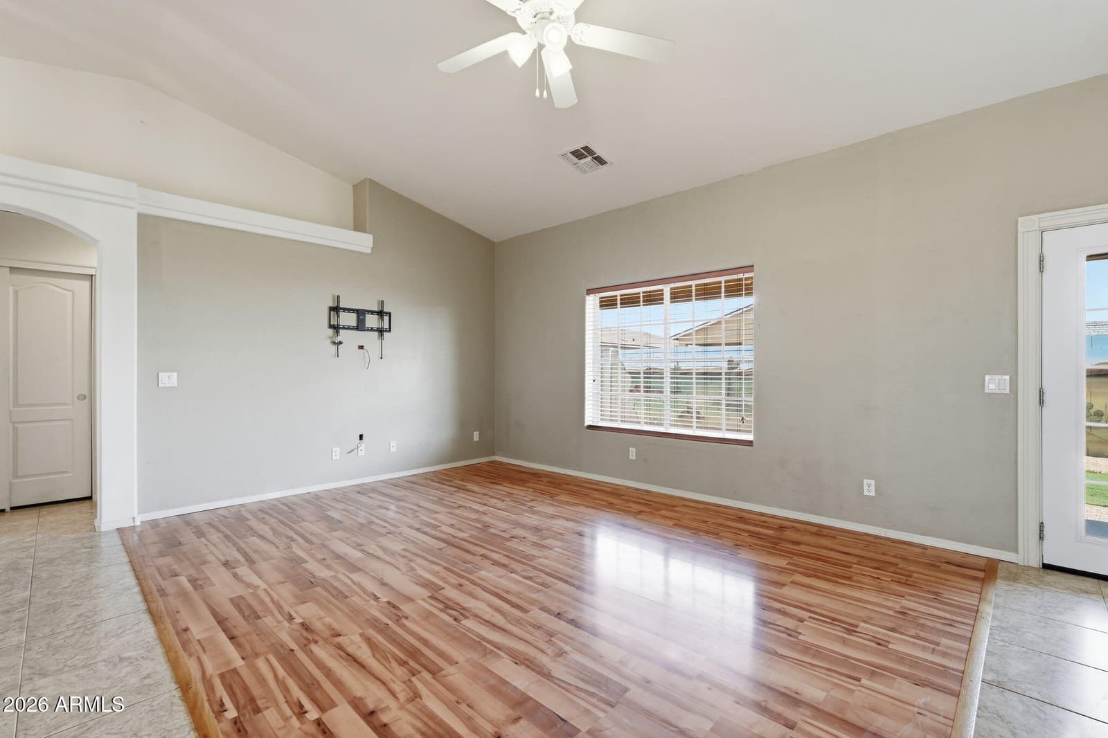 8390 W CORONADO Drive, Arizona City, AZ 85123 — photo 6 of 35