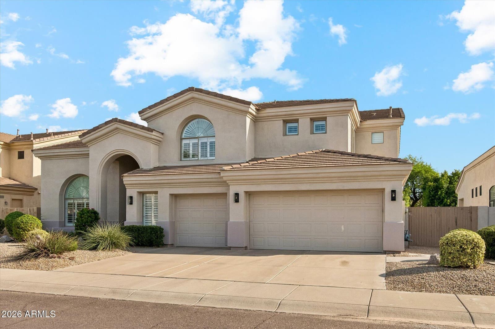 7511 E NESTLING Way, Scottsdale, AZ 85255 — photo 2 of 48