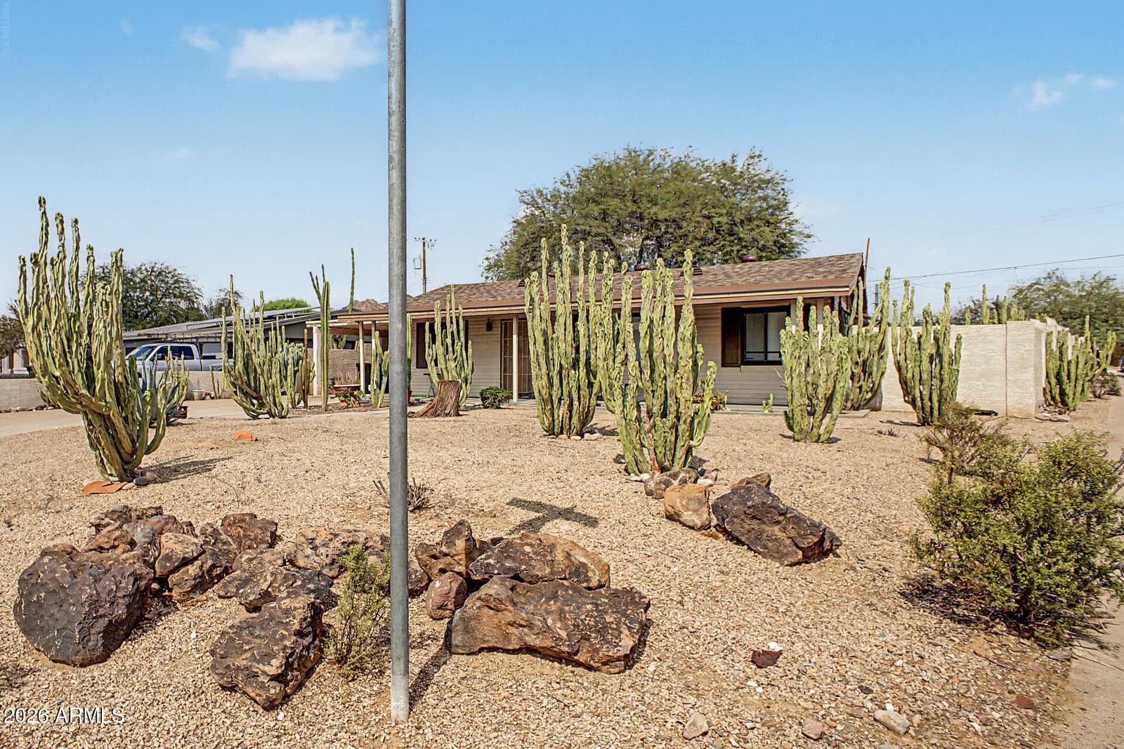 8103 N 11TH Street, Phoenix, AZ 85020 — photo 3 of 30