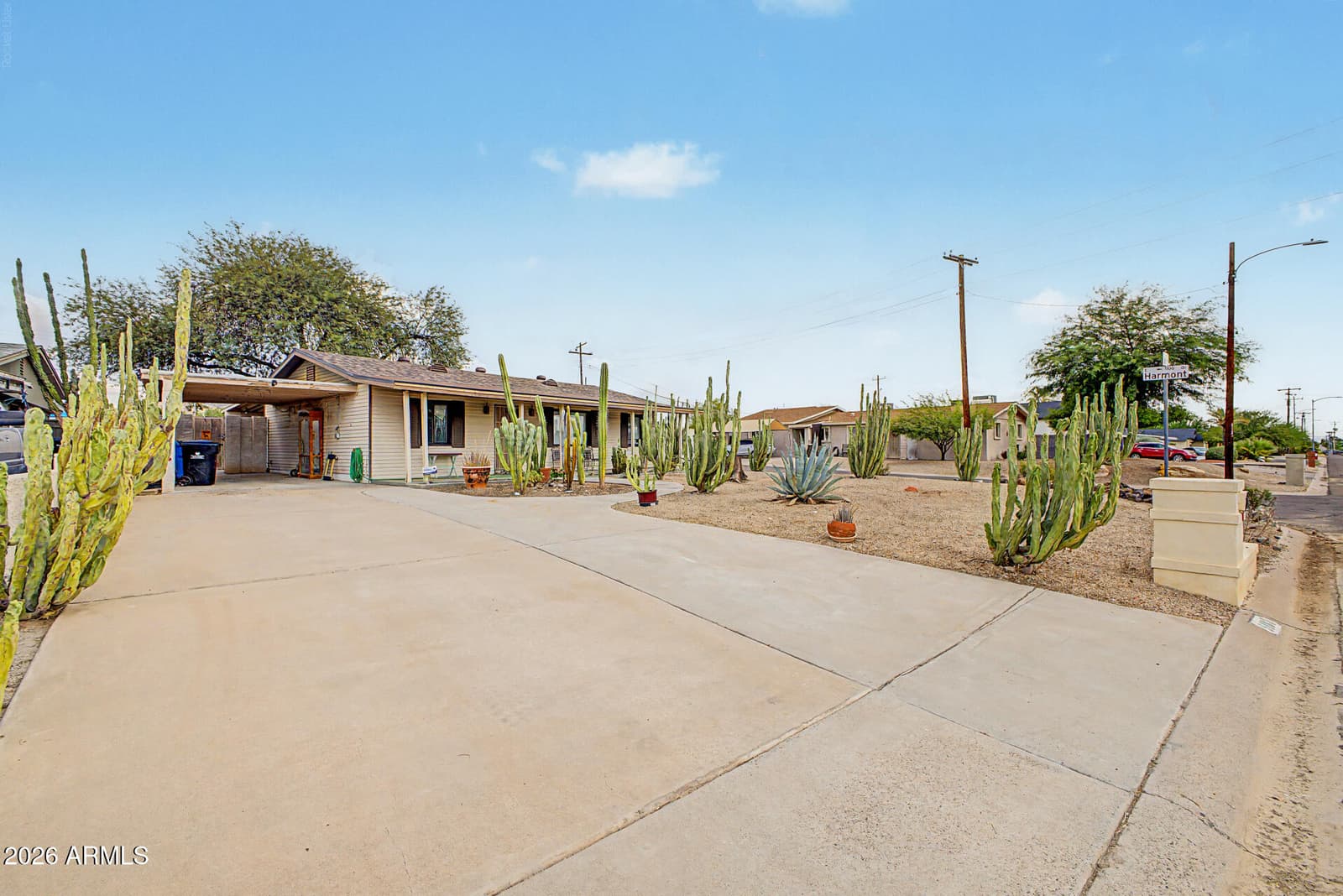 8103 N 11TH Street, Phoenix, AZ 85020 — photo 4 of 30