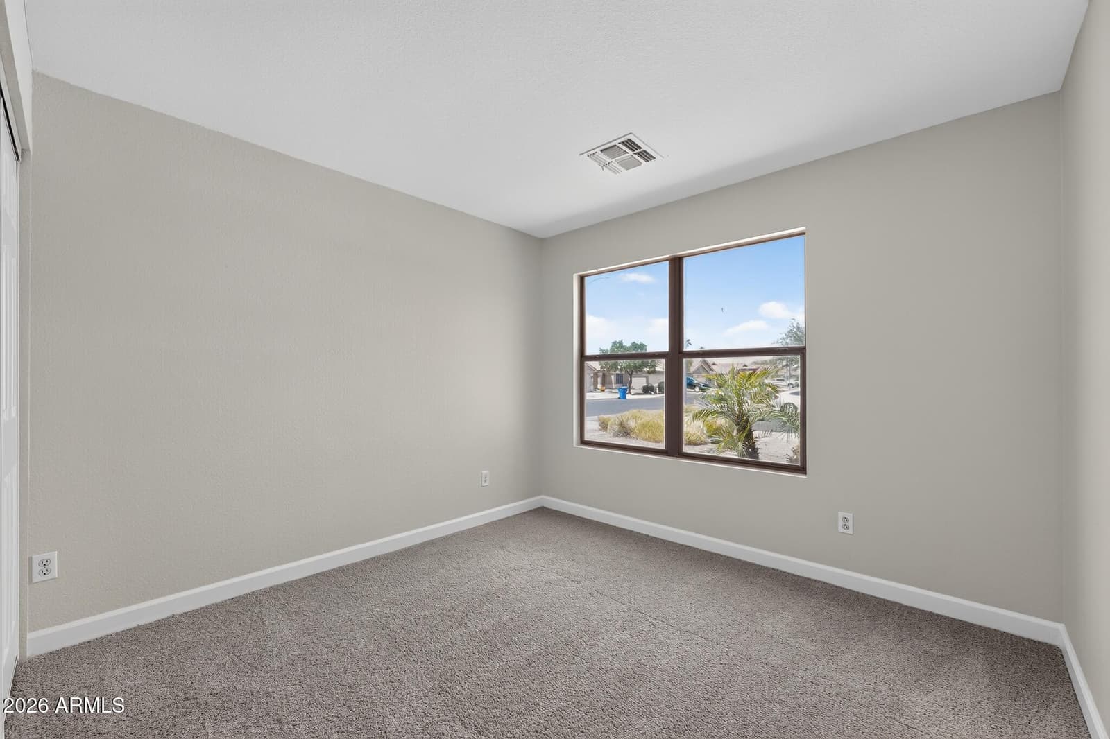 8425 E NAVARRO Circle, Mesa, AZ 85209 — photo 10 of 14