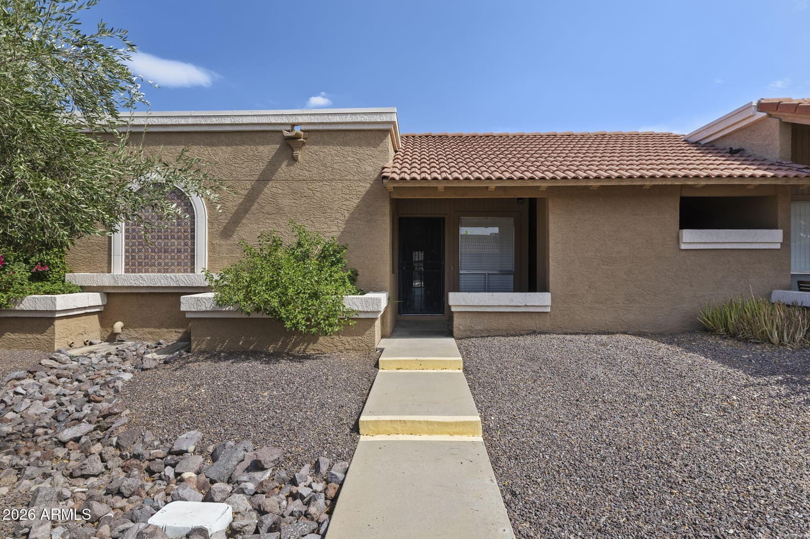 312 W YUKON Drive 2, Phoenix, AZ 85027 — photo 1 of 20