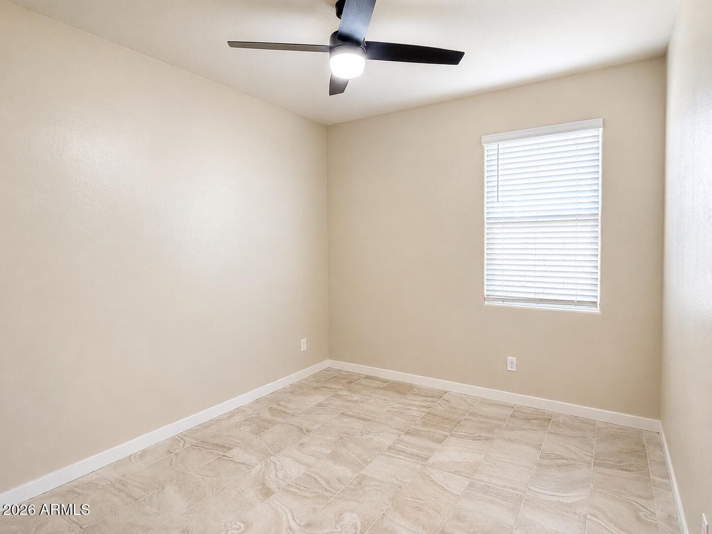 7836 W RIVERSIDE Avenue, Phoenix, AZ 85043 — photo 8 of 15