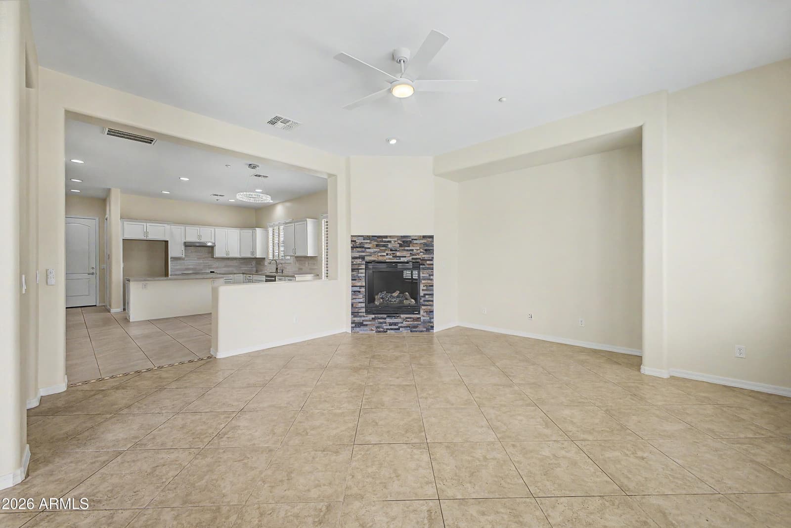 27435 N 89th Drive, Peoria, AZ 85383 — photo 7 of 31