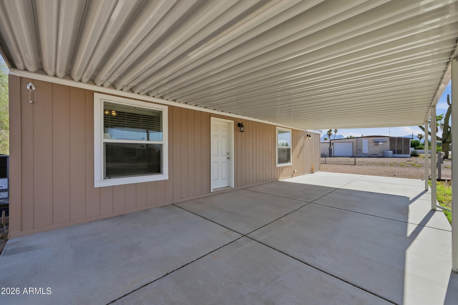 1452 W 4TH Avenue, Apache Junction, AZ 85120 — photo 3 of 22