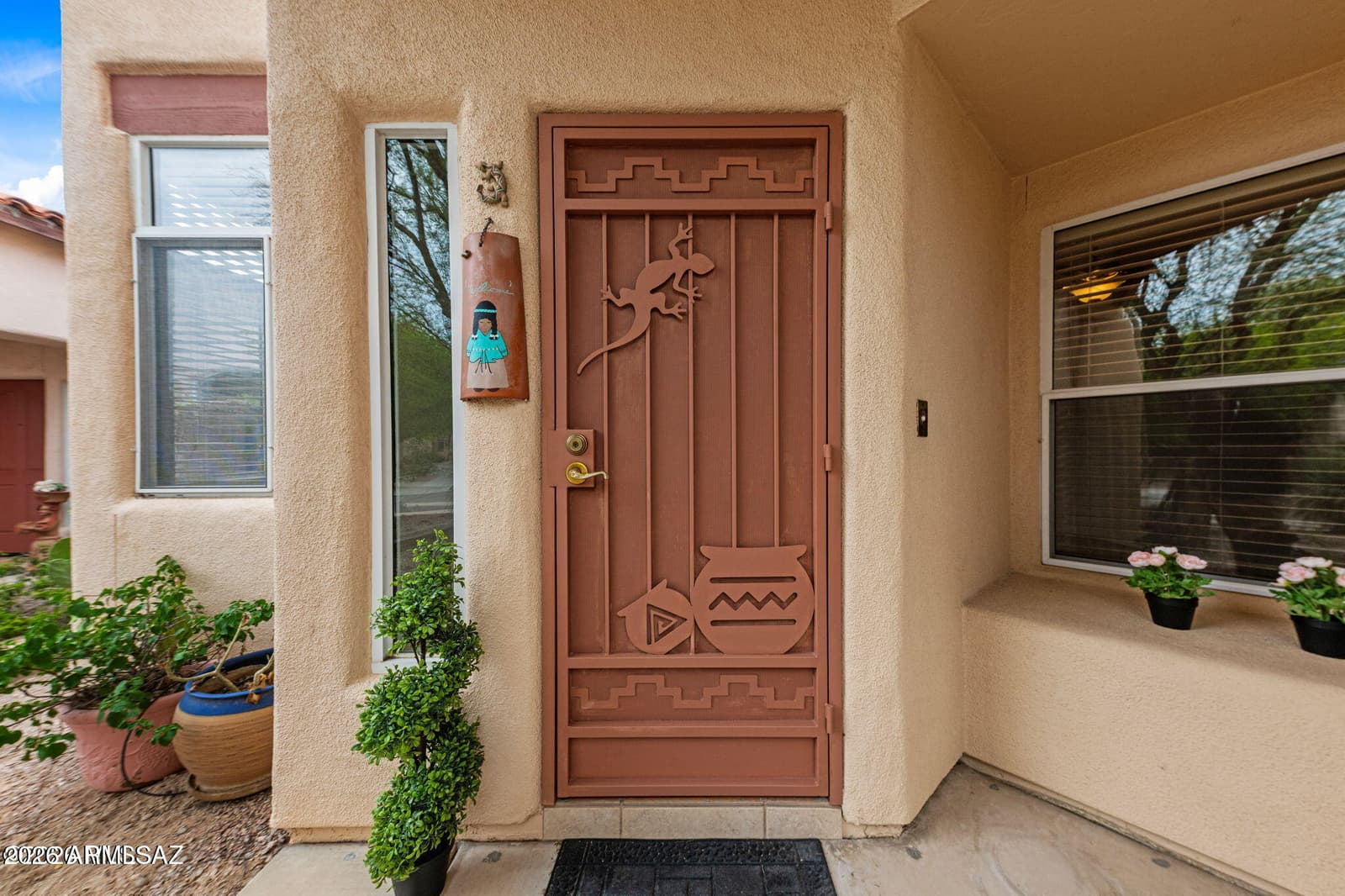 6461 N SUN BLUFF Drive, Tucson, AZ 85704 — photo 4 of 50