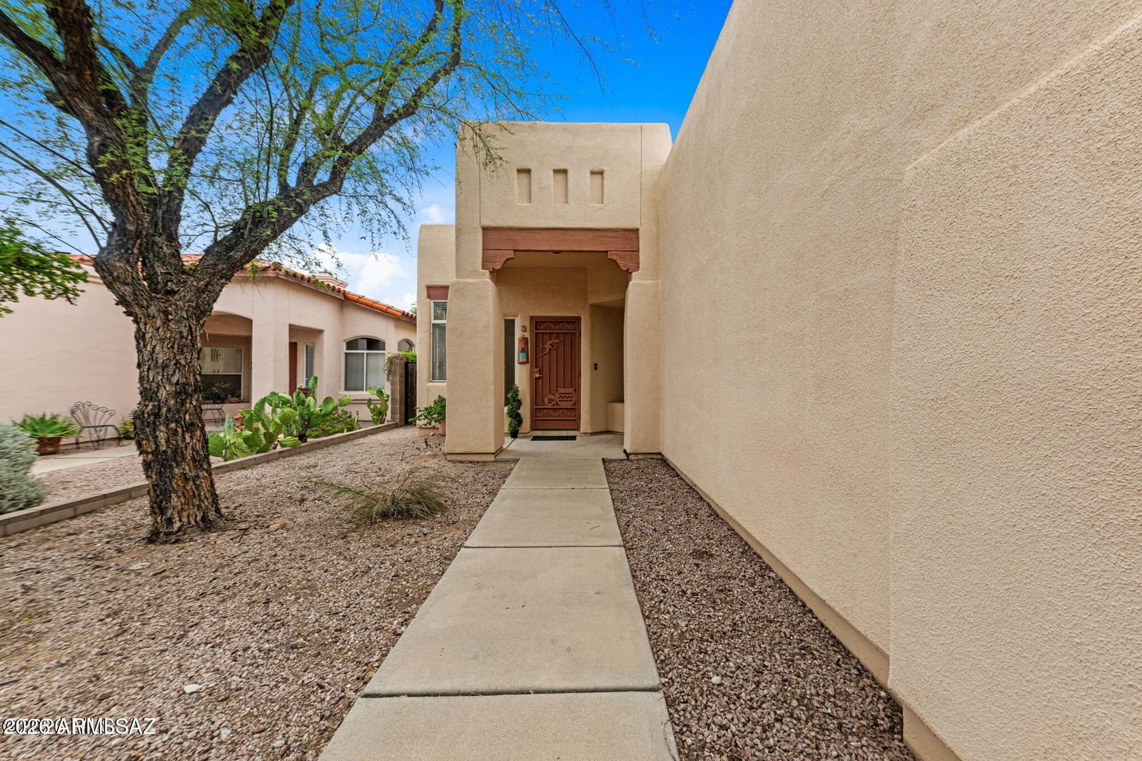 6461 N SUN BLUFF Drive, Tucson, AZ 85704 — photo 3 of 50