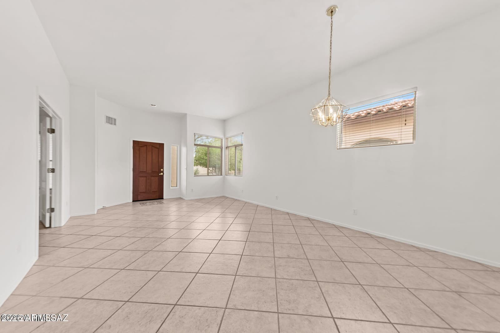 6461 N SUN BLUFF Drive, Tucson, AZ 85704 — photo 7 of 50