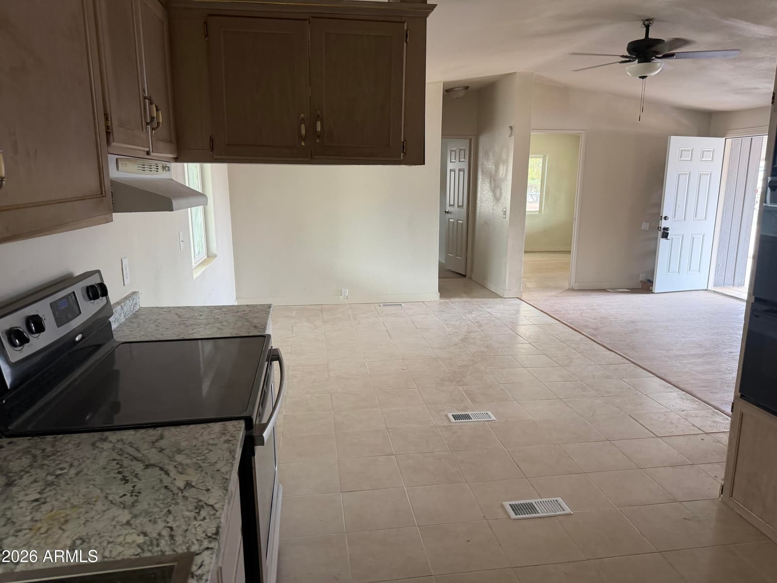 16026 N 68TH Avenue, Peoria, AZ 85382 — photo 13 of 31